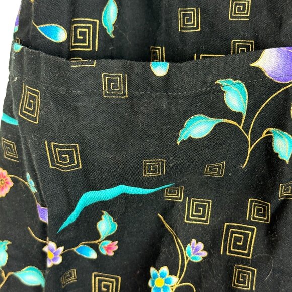 Cherokee Scrub Top XS Black Floral V-Neck Pockets Cotton Tie Waist Medical Vet - Picture 6 of 9